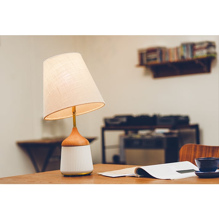 人気のunicoアンティークのようなテーブルランプValka Table Lamp14 